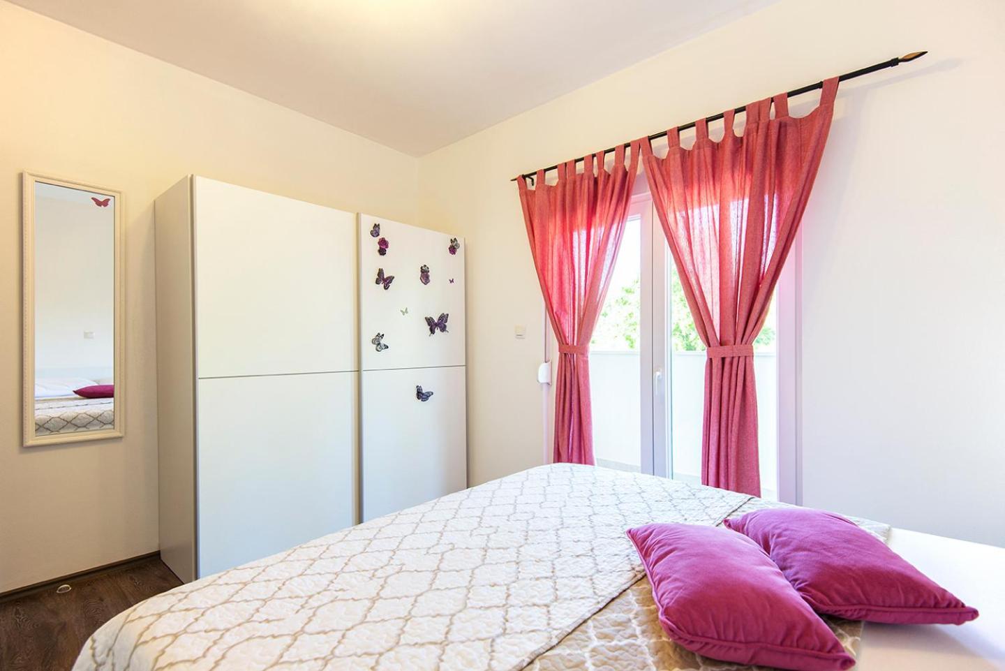 Apartments Cape Deluxe ルティナ エクステリア 写真