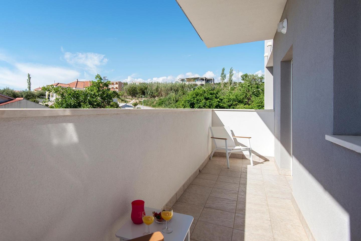 Apartments Cape Deluxe ルティナ エクステリア 写真